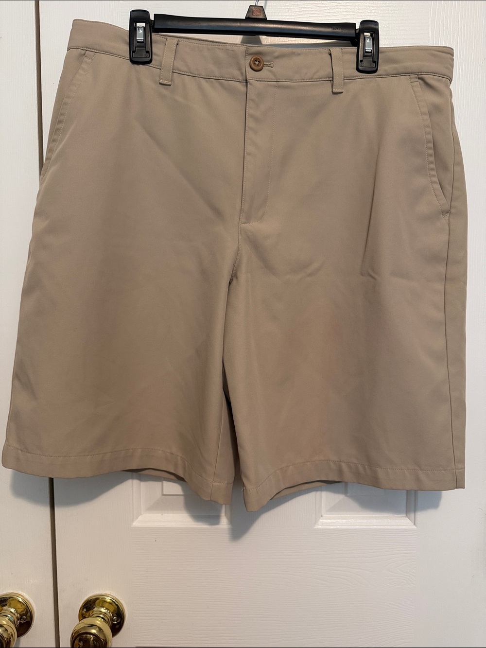 Izod Khaki Flat-Front Men's Shorts